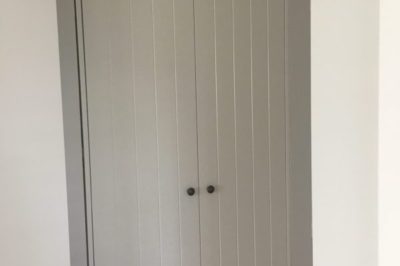Hinged V Groove with Border Polyurethane Painted Doors
