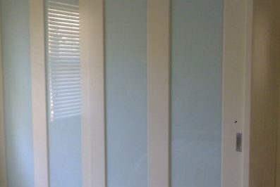 Sliding Custom White Glass Decor Polyurethane Doors with unit top - wide vertical