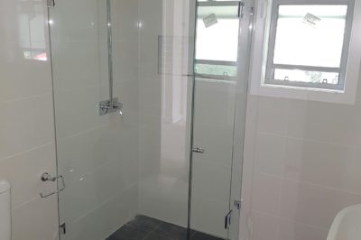 Frameless Shower Screen - Front with Side Return