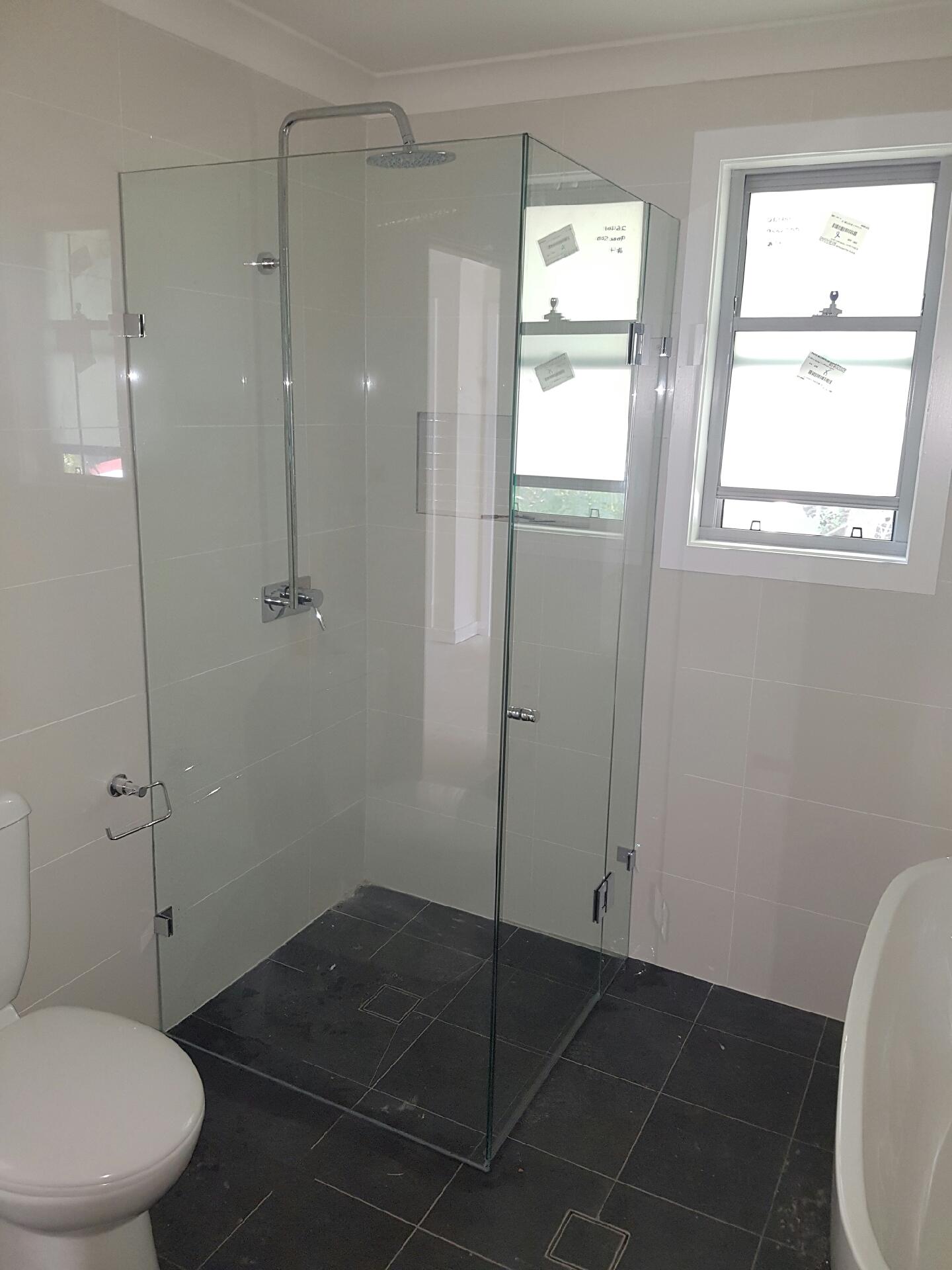 Frameless Shower Screens Built In Wardrobes Sydney And Shower Screens 