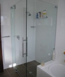 Frameless Shower Screen - Front with Side Return